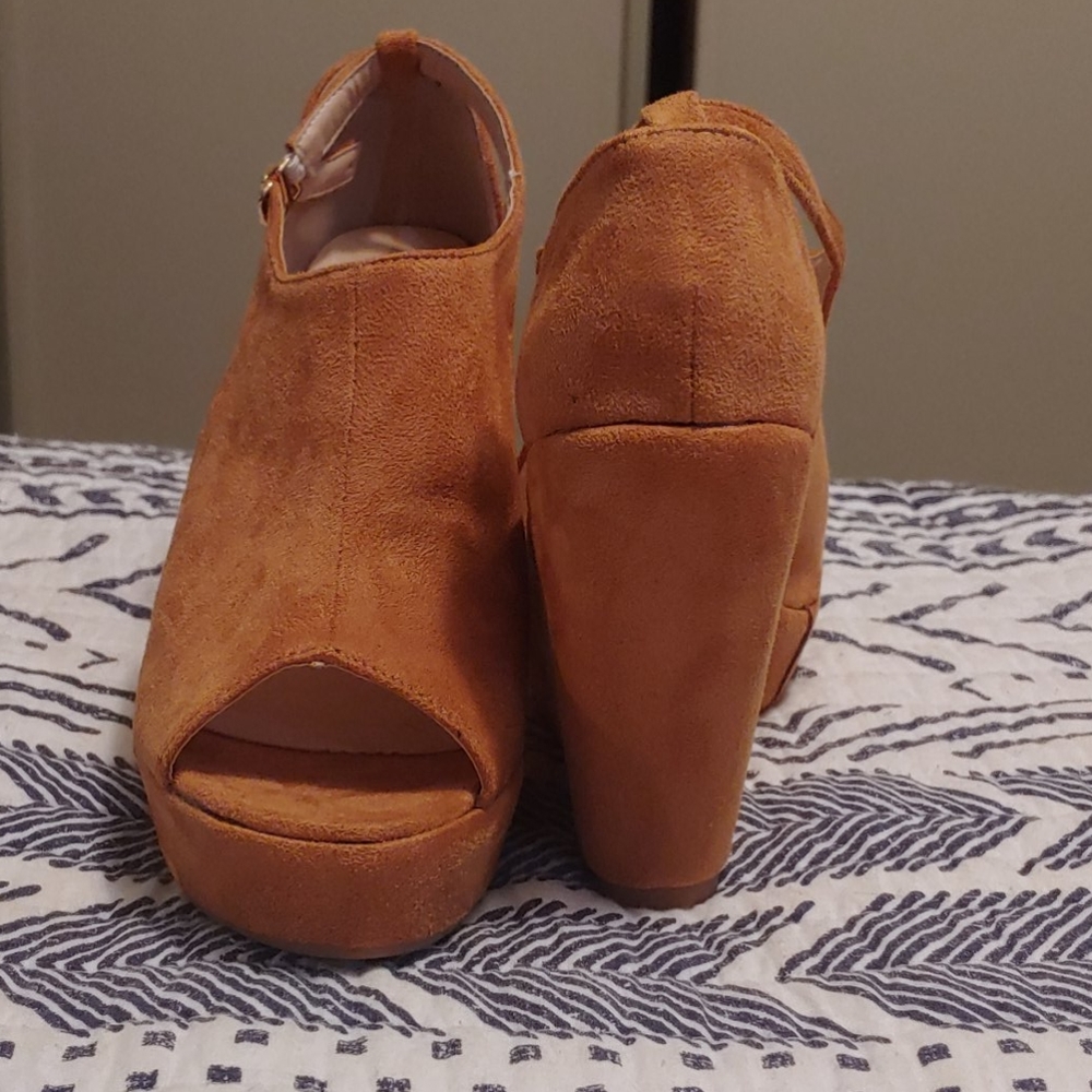 Wedges - Picture 2 of 2
